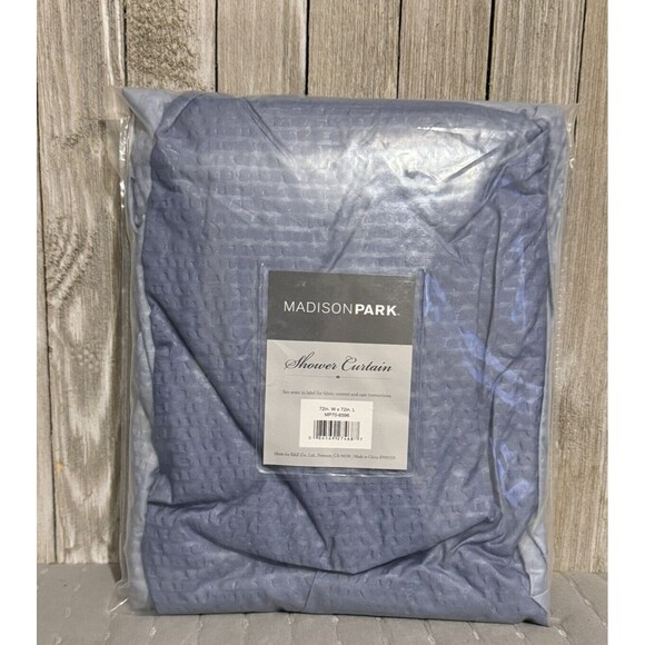 Madison‎ Park Maris Ombre Printed Seersucker Shower Curtain Blue - Picture 1 of 4